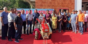 Cavelossim farmers receive power tiller
