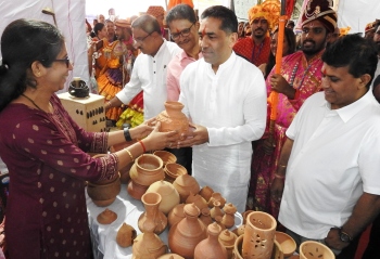 Call to reserve public spaces to help SHGs sell products