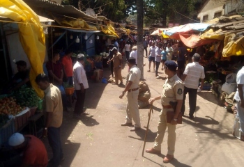 Mormugao council, police tackle encroachment in Vasco market
