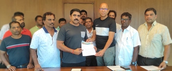 Shack owners cry foul on ‘model’ shacks, want Oppn to raise issue in Assembly