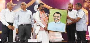 We respect each and every religion: Guv at Iftar party
