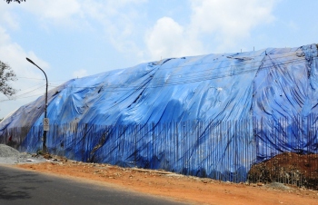 Decade-old ritual of covering Sonsodo dump to stop leachate flow starts