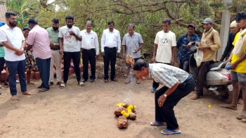 Road at Zuari-Goa Velha to get hotmix after 12 yrs