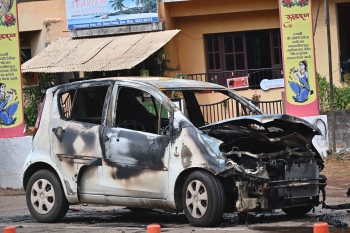 Car catches fire at Caranzalem