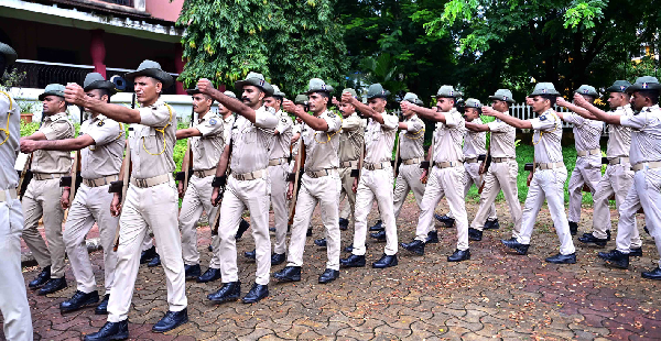 GEARING UP FOR I-DAY PARADE